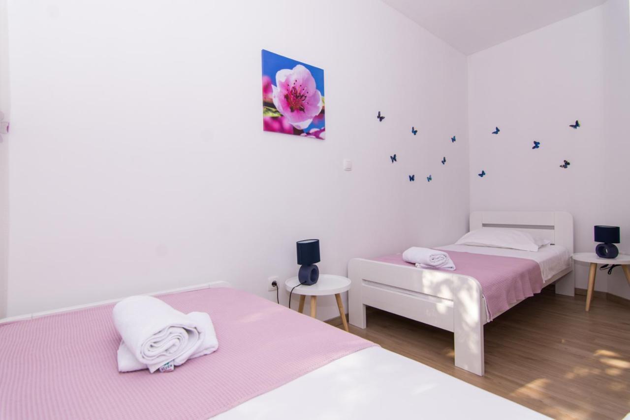 Appartamento Apartman Sun Solin Esterno foto