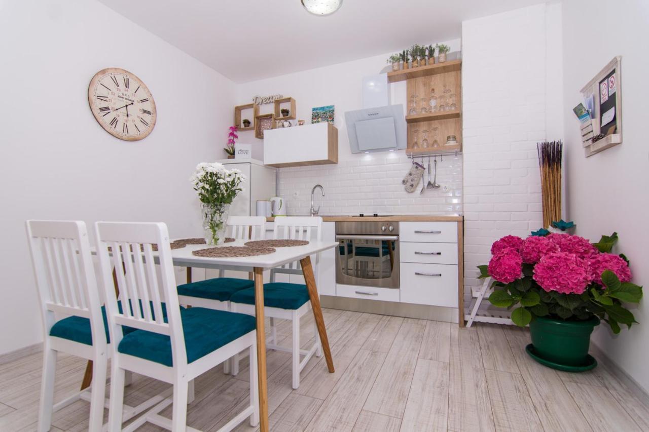 Appartamento Apartman Sun Solin Esterno foto